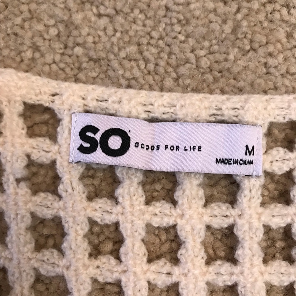 🔥SOLD🔥 Crochet Top - Picture 5 of 10